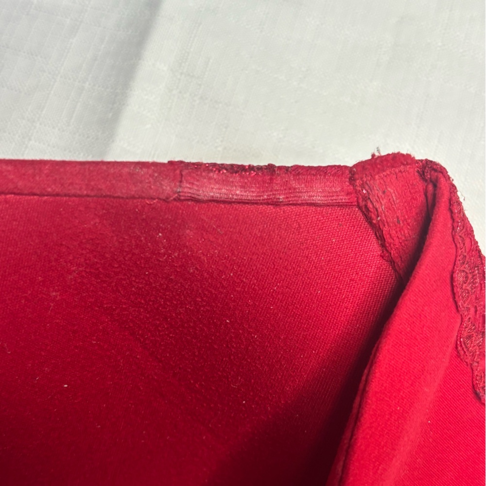 Victoria's Secret Lined Underwire Demi Red Lace Bra 36DD E - Picture 5 of 5